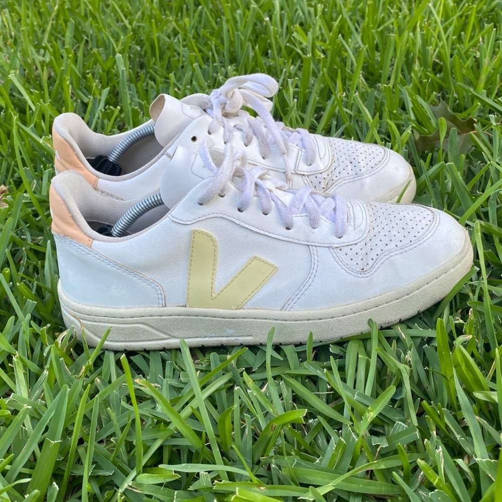 Veja V-10 Leather Sneakers White Yellow Peach Womens 9 EUR 40 Low Top Trainers - Picture 4 of 10